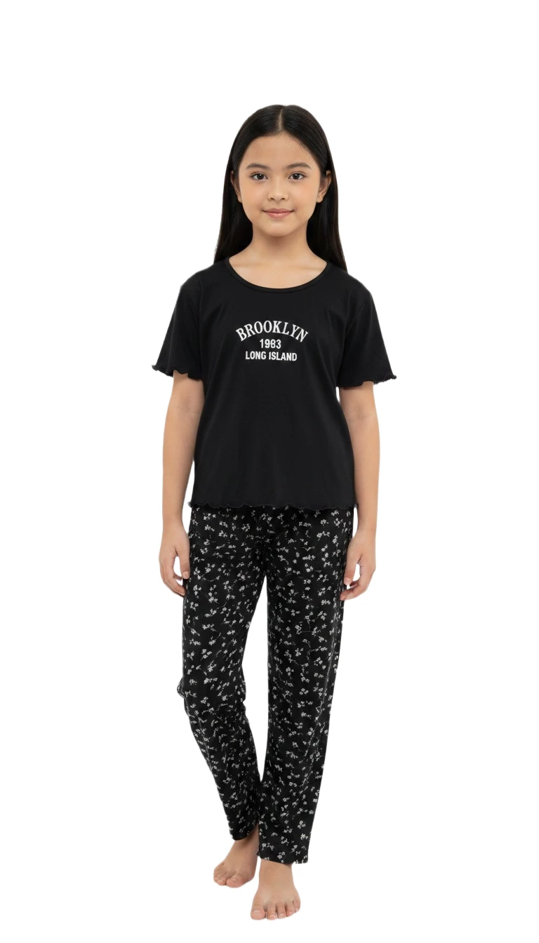 Girls' Brooklyn Print Tee & Floral Pant Pajama Set - Black